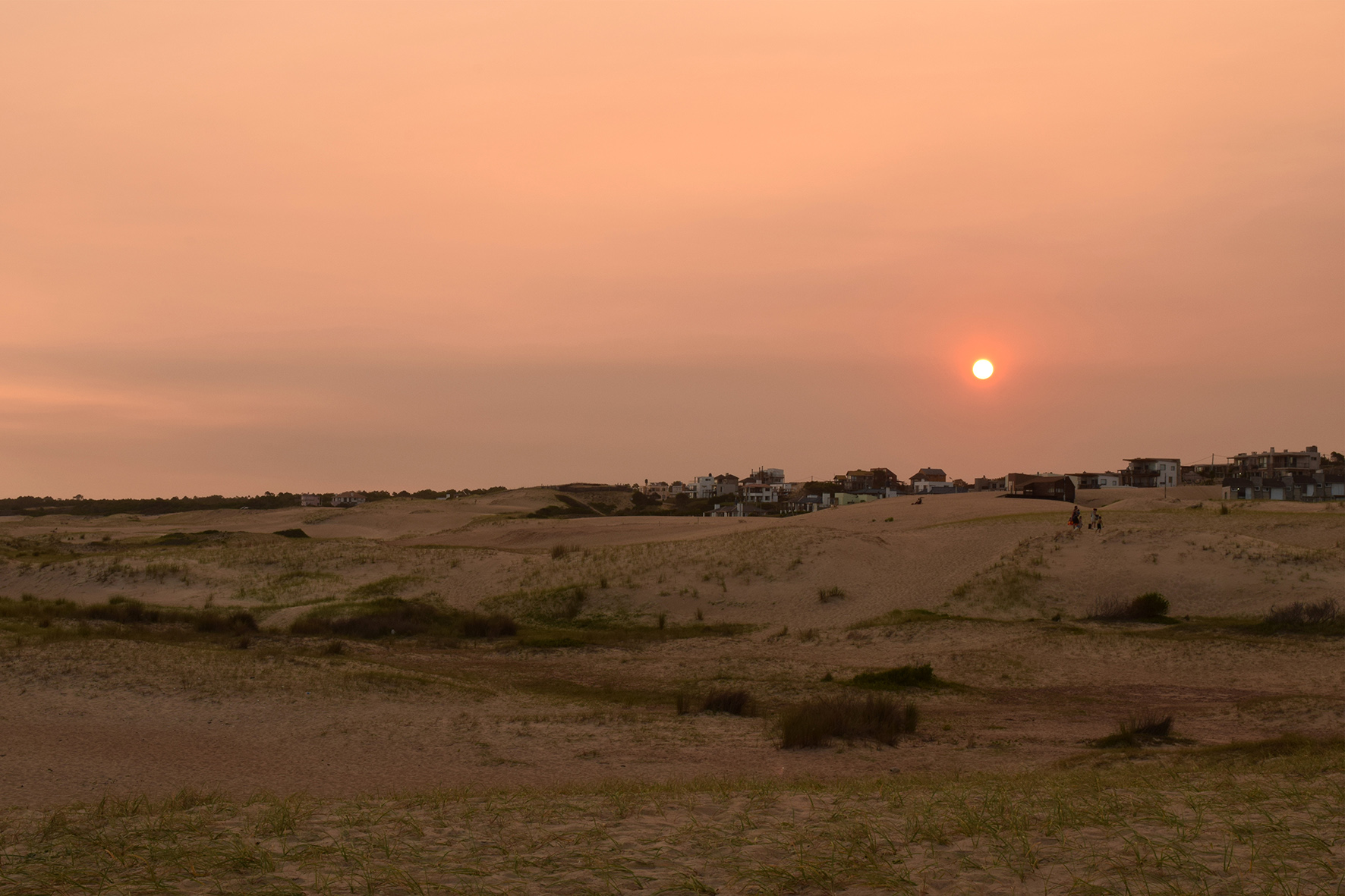 Foto de atardecer en Punta del Diablo